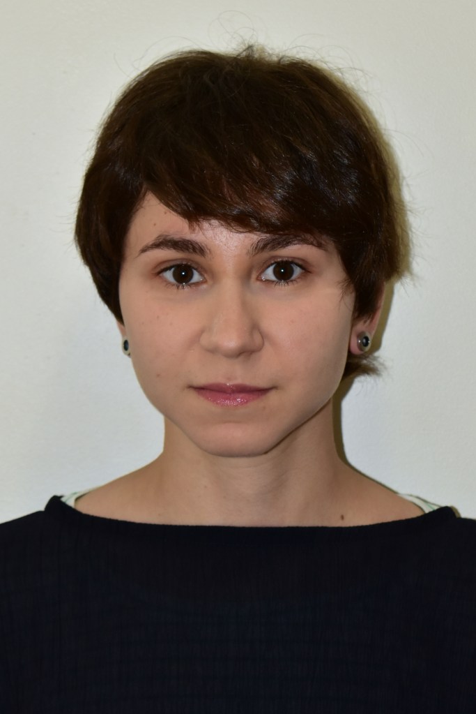 photo of Elena Elkanov who has short dark hair